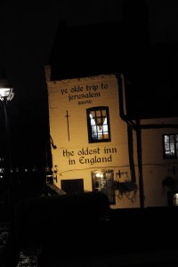 No, we didn't get lashed, but we did have a few pints at the beautiful old pub Ye Olde Trip to Jerusalem. The pub is built into one of the sandstone caves beneath the rock that the castle sits on.