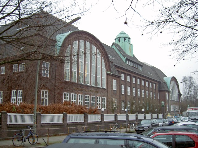 Hamburg-Holthusenbad-2004