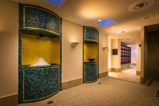 Holthusenbad_Eisbrunnen