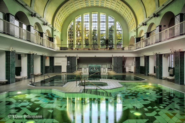 Holthusenbad_Therme_01